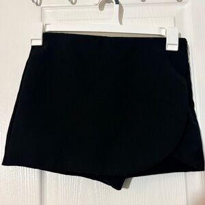 Zara Black High-Waisted Asymmetric Wrap Skort - Size Small